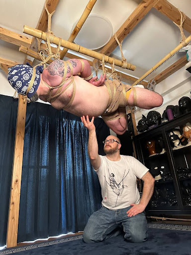 ShibariShawn in Los Angeles (Seattle)